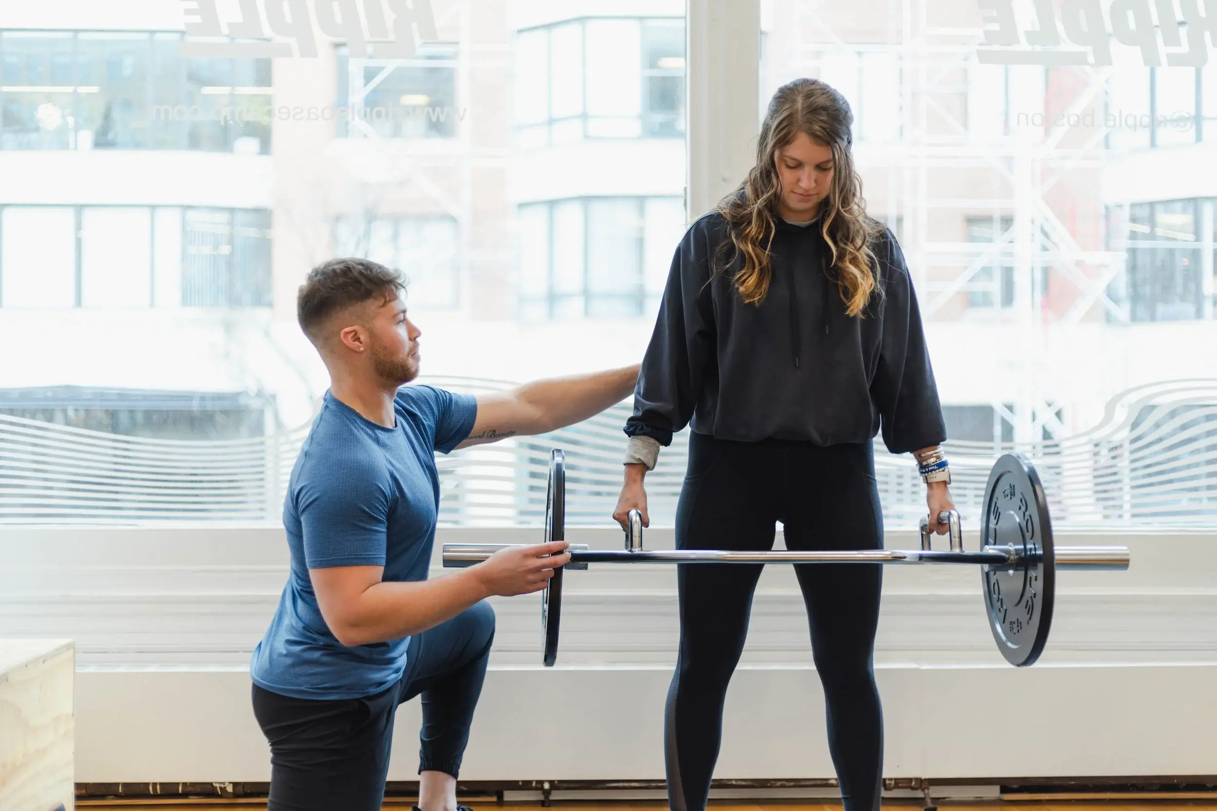  patient receiving one-on-one physical therapy assessment